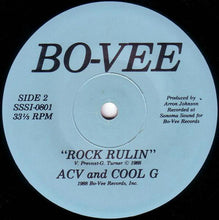 Load image into Gallery viewer, Rainbow Rapper | She's A Fake / Rock Rulin