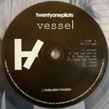 Load image into Gallery viewer, Twenty One Pilots | Vessel
